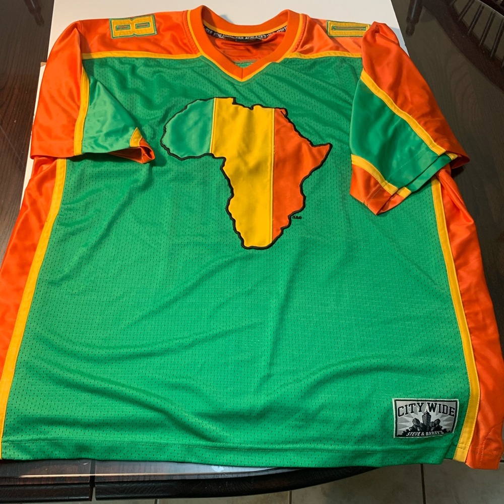 VINTAGE RARE  STEVE & BARRY'S AFRICA 08 FOOTBALL